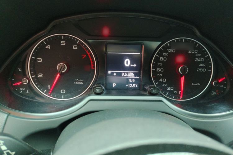 Used Audi Q5 2017 40 TFSI Ambition Edition Instrument Cluster