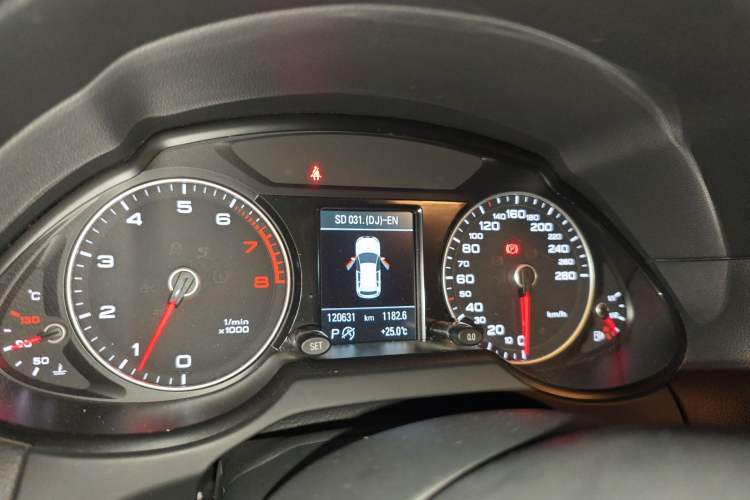 Used Audi Q5 2017 Plus 40 TFSI Technology Model Instrument Cluster
