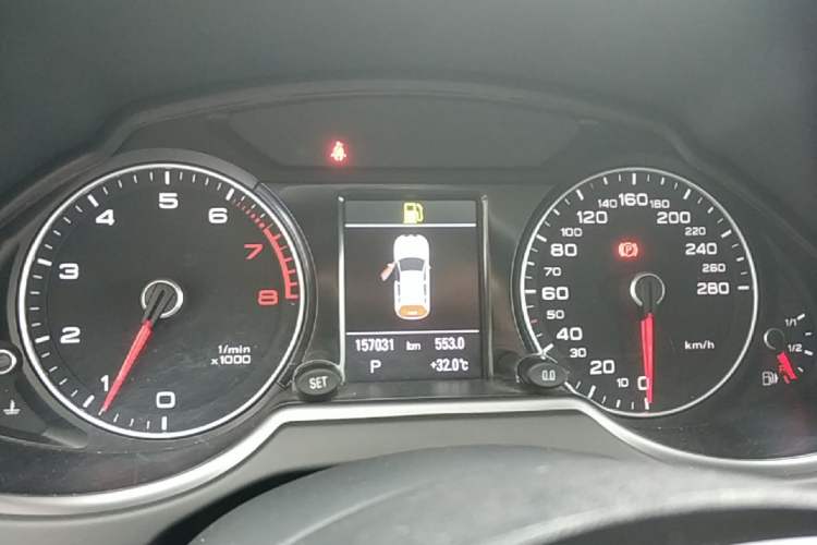 Used Audi Q5 2017 40 TFSI Comfort Model Instrument Cluster