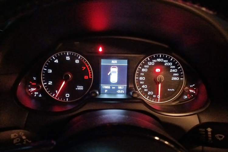 Used Audi Q5 2017 Plus 40 TFSI Technology Model Instrument Cluster