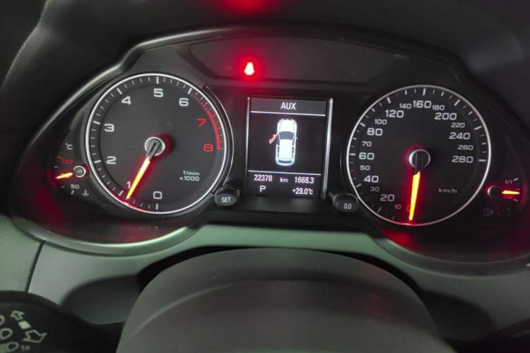 Used Audi Q5 2017 Plus 40 TFSI Technology Model Instrument Cluster