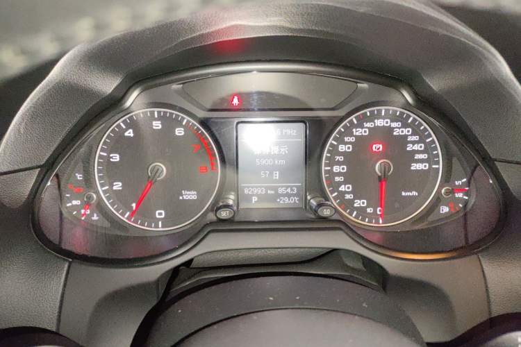 Used Audi Q5 2017 Plus 40 TFSI Ambition Model Instrument Cluster