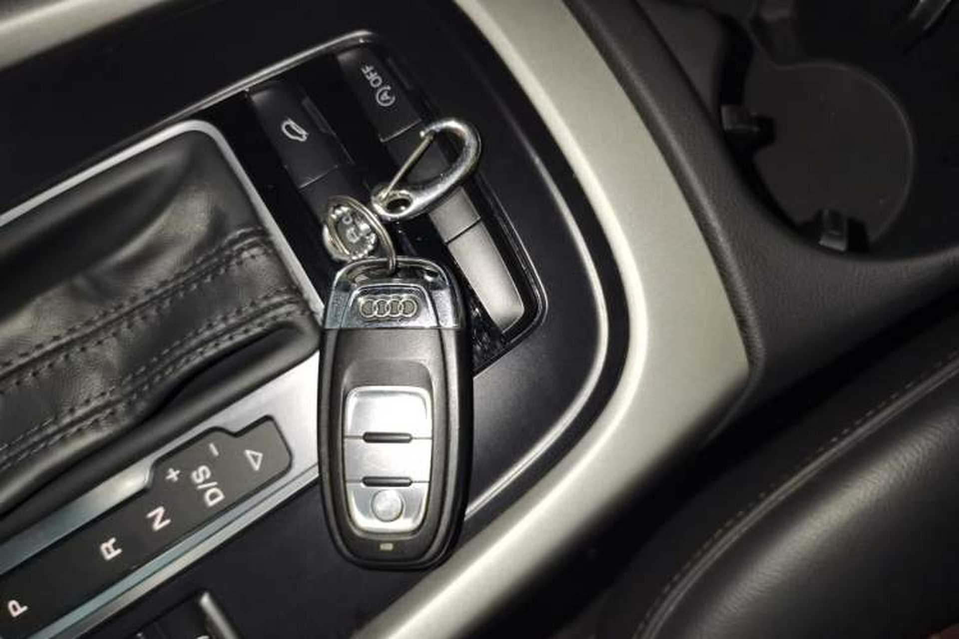 Used Audi Q5 2017 Plus 40 TFSI Ambition Model Interior 1