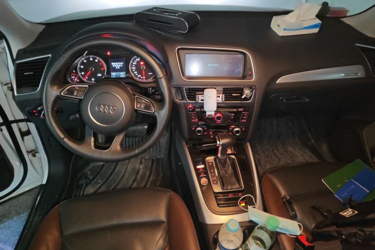 Used Audi Q5 2017 Plus 40 TFSI Technology Model Interior 2