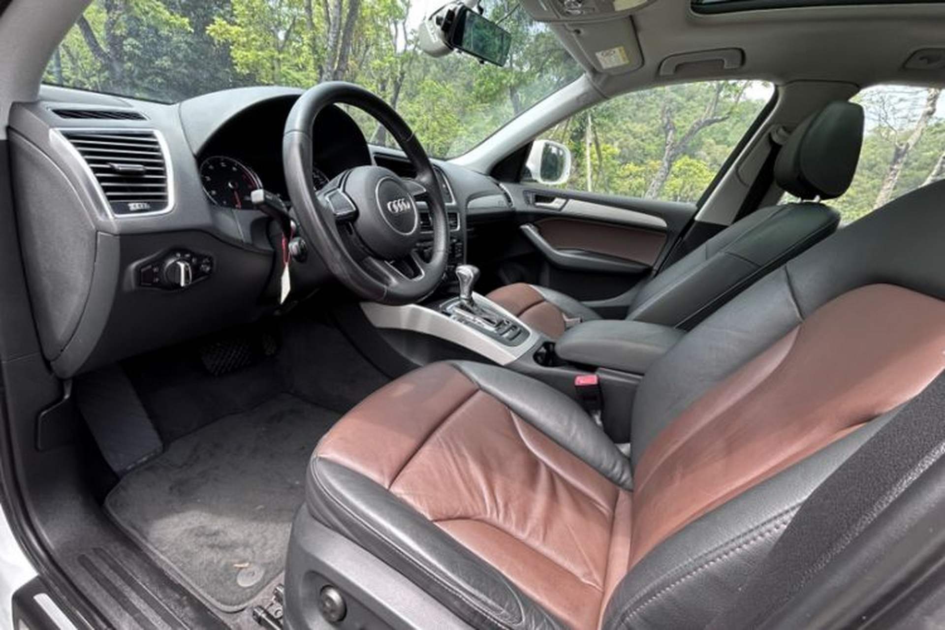 Used Audi Q5 2017 40 TFSI Ambition Edition Interior 3