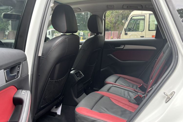 Used Audi Q5 2017 Plus 40 TFSI Technology Model Interior 3