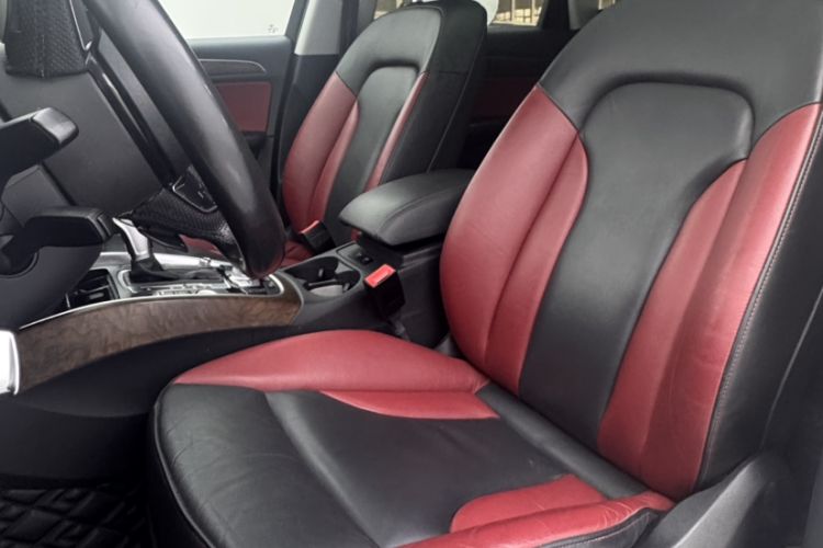 Used Audi Q5 2017 Plus 40 TFSI Comfort Model Interior 3