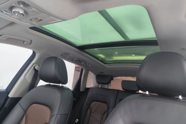Used Audi Q5 2017 40 TFSI Ambition Edition Interior 5