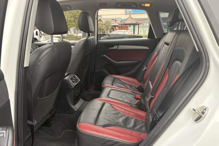 Used Audi Q5 2017 Plus 40 TFSI Technology Model Interior 5
