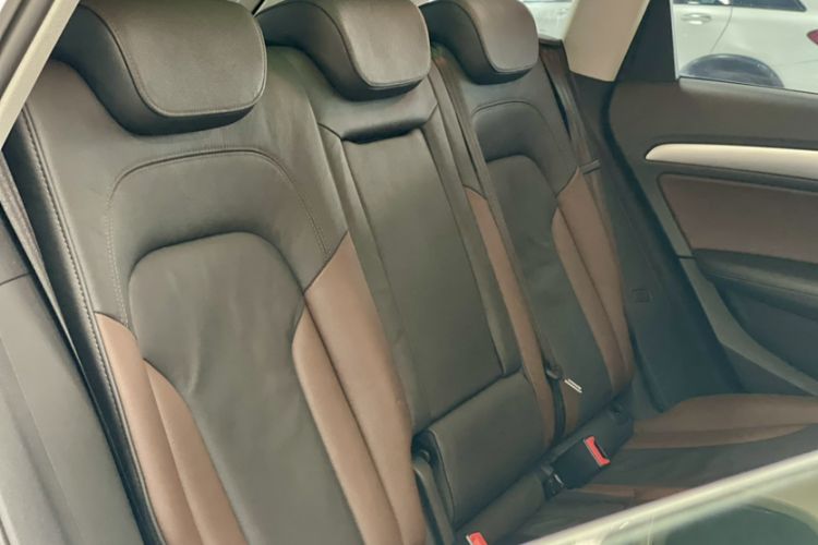Used Audi Q5 2017 Plus 40 TFSI Technology Model Interior 7