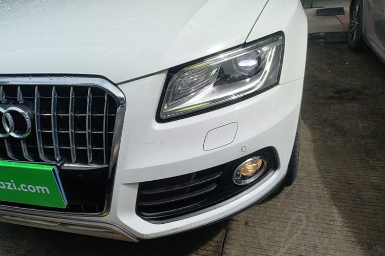 Used Audi Q5 2017 40 TFSI Technology Edition Left Front Headlight