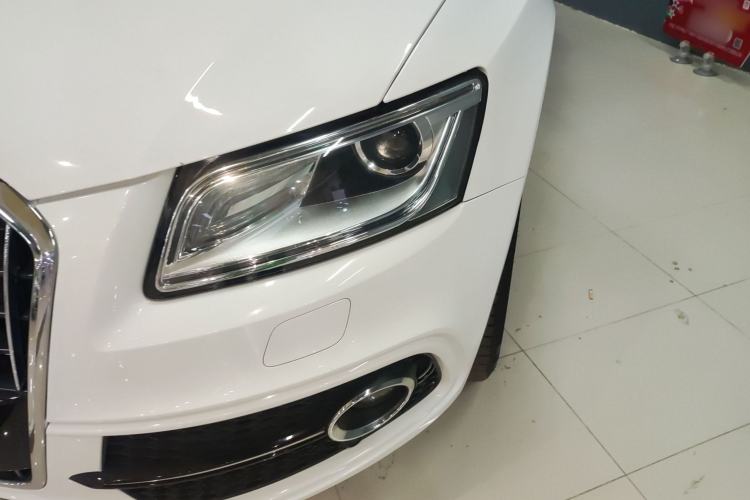Used Audi Q5 2017 Plus 40 TFSI Ambition Model Left Front Headlight