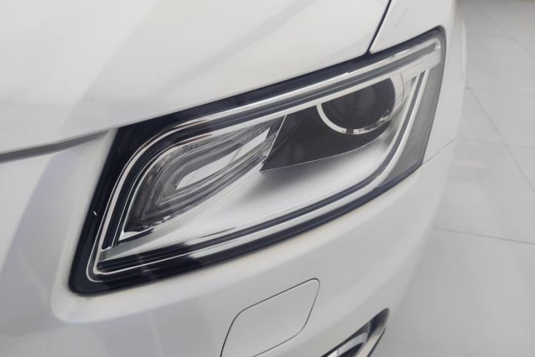 Used Audi Q5 2017 40 TFSI Ambition Edition Left Front Headlight