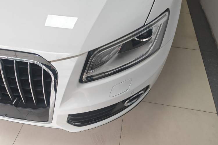 Used Audi Q5 2017 40 TFSI Technology Edition Left Front Headlight