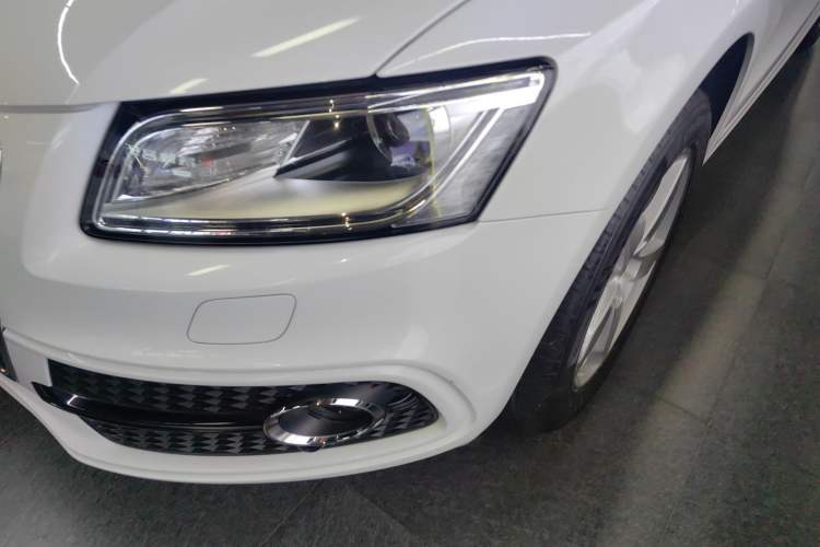 Used Audi Q5 2017 Plus 40 TFSI Ambition Model Left Front Headlight