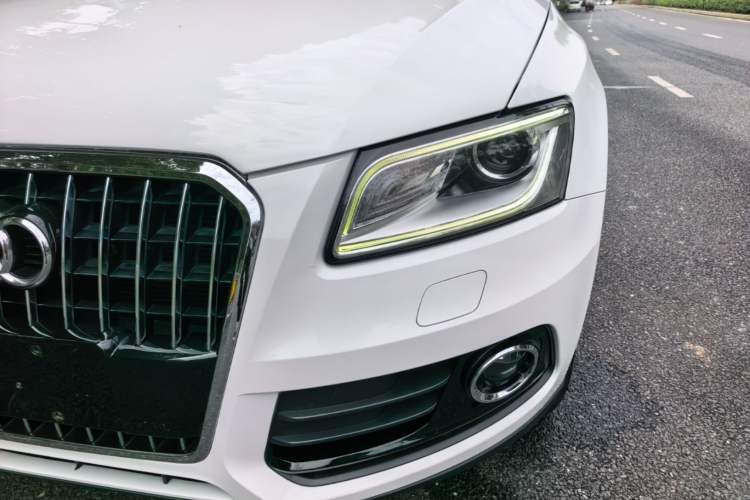 Used Audi Q5 2017 40 TFSI Ambition Edition Left Front Headlight