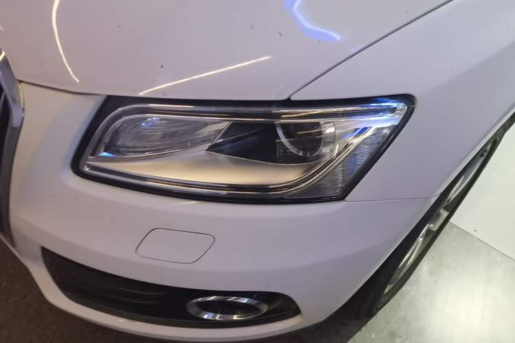 Used Audi Q5 2017 40 TFSI Ambition Edition Left Front Headlight