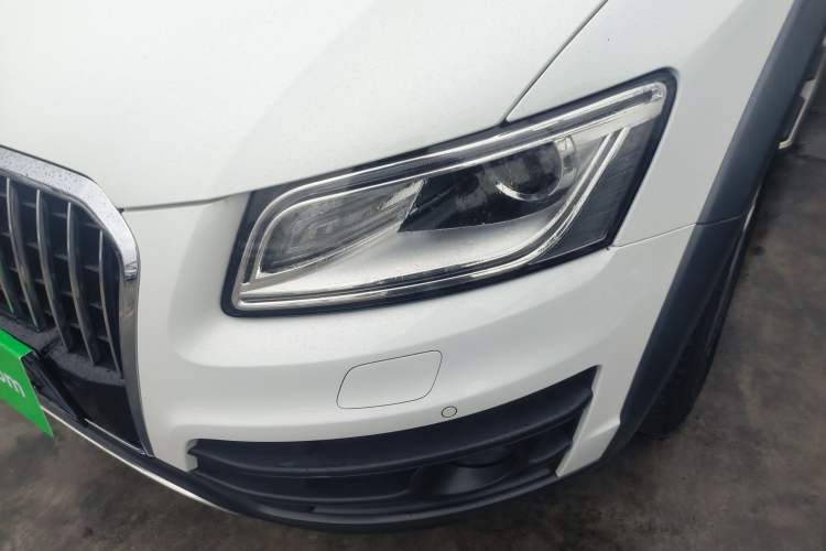 Used Audi Q5 2017 Plus 40 TFSI Technology Model Left Front Headlight