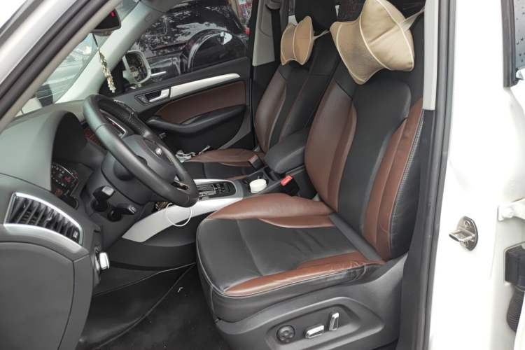 Used Audi Q5 2017 Plus 40 TFSI Technology Model Left Front Seat
