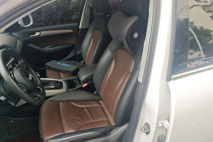 Used Audi Q5 2017 Plus 40 TFSI Ambition Model Left Front Seat
