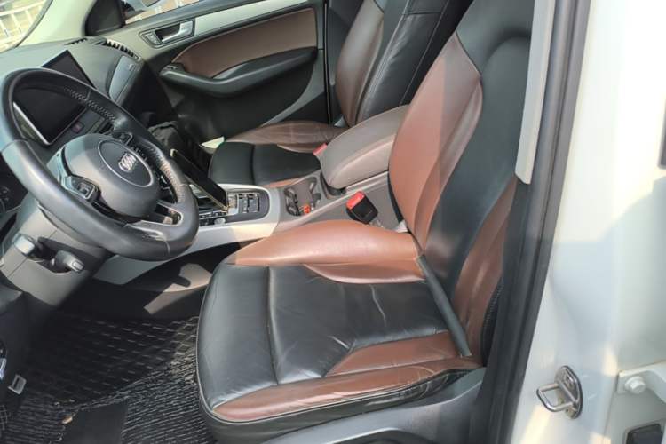Used Audi Q5 2017 40 TFSI Technology Edition Left Front Seat