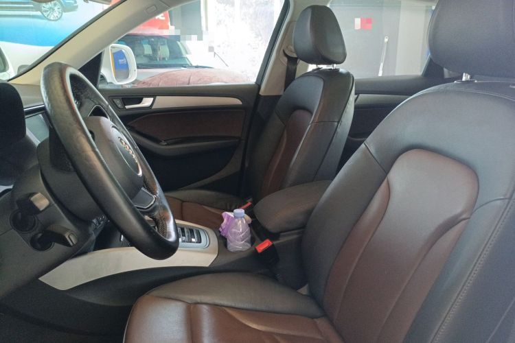 Used Audi Q5 2017 40 TFSI Ambition Edition Left Front Seat