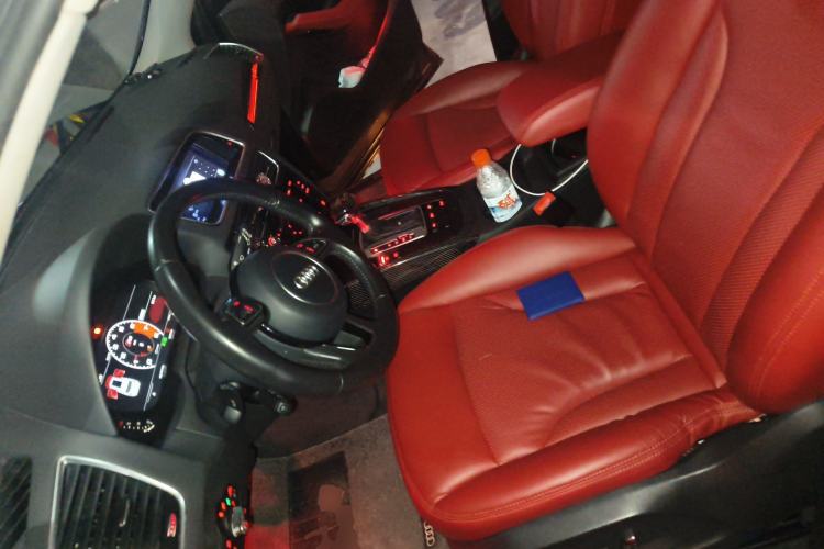 Used Audi Q5 2017 40 TFSI Ambition Edition Left Front Seat
