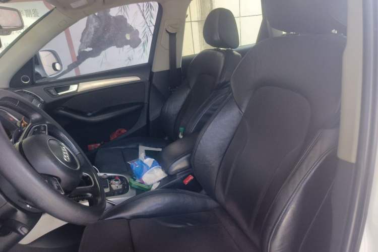 Used Audi Q5 2017 40 TFSI Dynamic Edition Left Front Seat