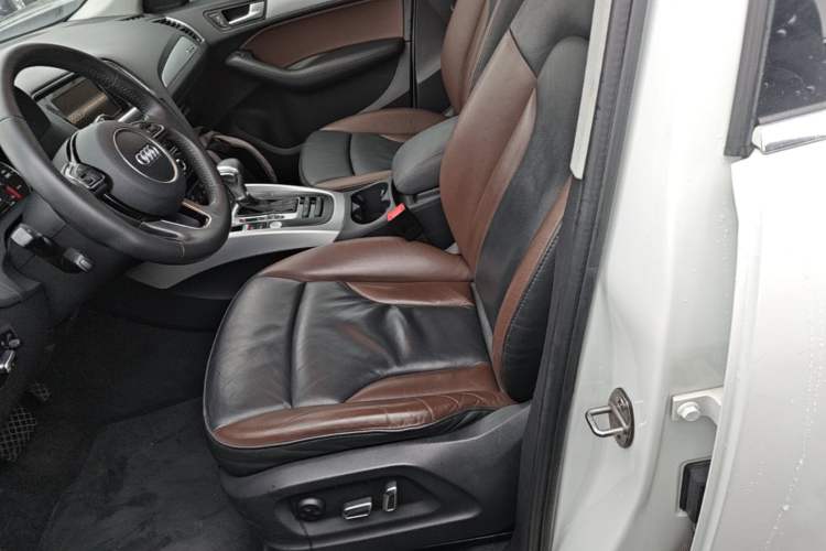 Used Audi Q5 2017 Plus 40 TFSI Technology Model Left Front Seat