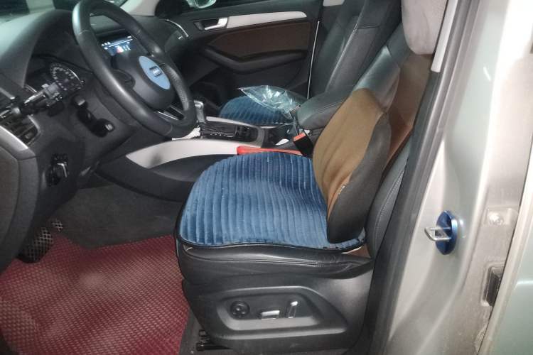 Used Audi Q5 2017 Plus 40 TFSI Ambition Model Left Front Seat