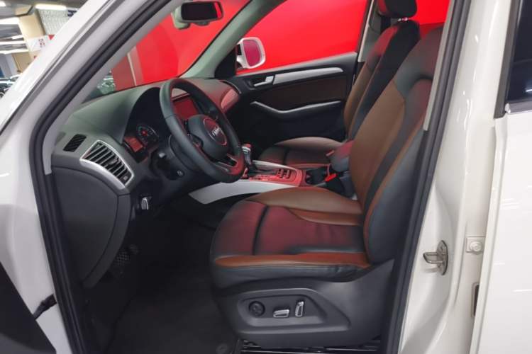 Used Audi Q5 2017 Plus 40 TFSI Technology Model Left Front Seat