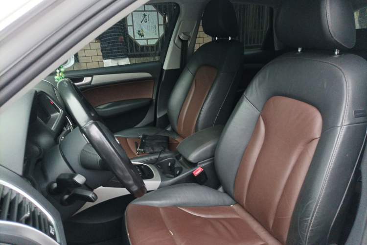 Used Audi Q5 2017 40 TFSI Ambition Edition Left Front Seat