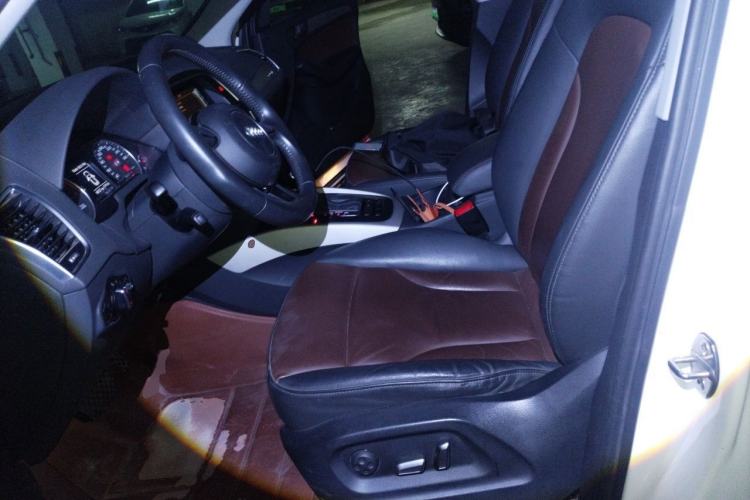 Used Audi Q5 2017 40 TFSI Ambition Edition Left Front Seat