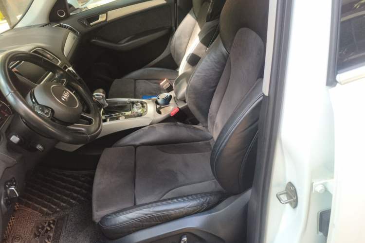 Used Audi Q5 2017 40 TFSI Dynamic Edition Left Front Seat
