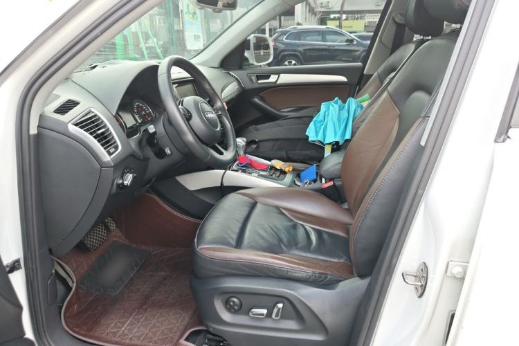 Used Audi Q5 2017 Plus 40 TFSI Technology Model Left Front Seat
