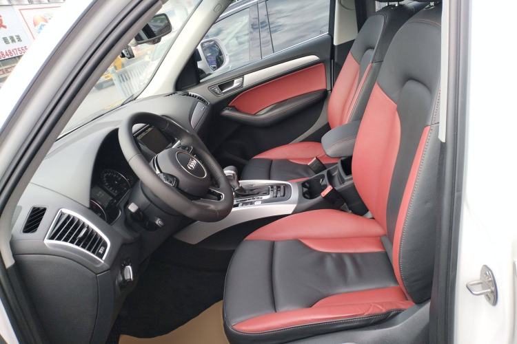 Used Audi Q5 2017 Plus 40 TFSI Technology Model Left Front Seat