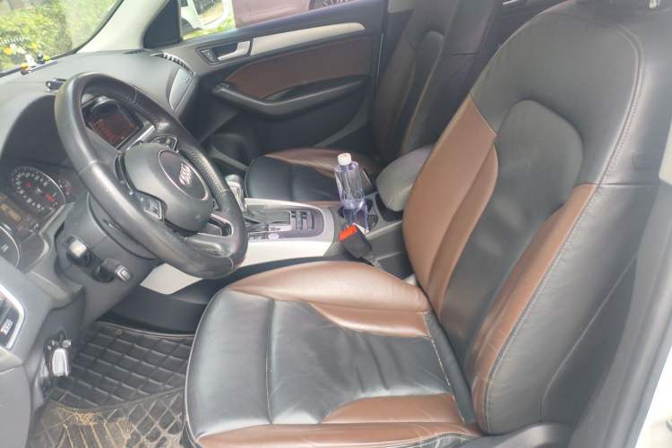 Used Audi Q5 2017 40 TFSI Technology Edition Left Front Seat