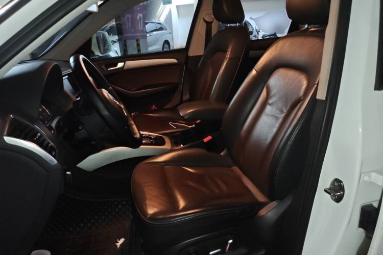 Used Audi Q5 2017 40 TFSI Ambition Edition Left Front Seat