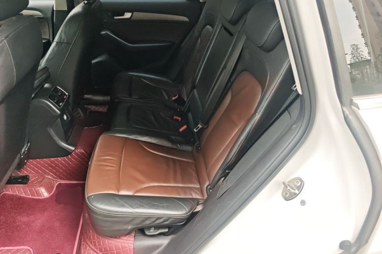 Used Audi Q5 2017 40 TFSI Ambition Edition Left Rear Seat