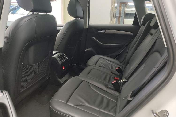 Used Audi Q5 2017 40 TFSI Technology Edition Left Rear Seat