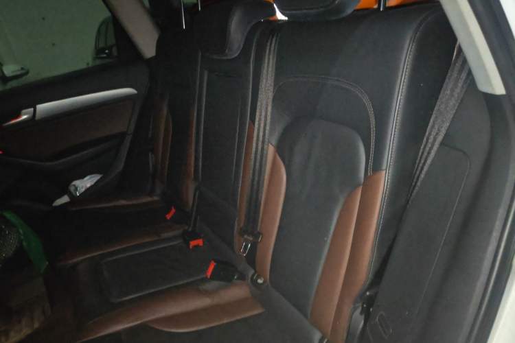 Used Audi Q5 2017 40 TFSI Technology Edition Left Rear Seat