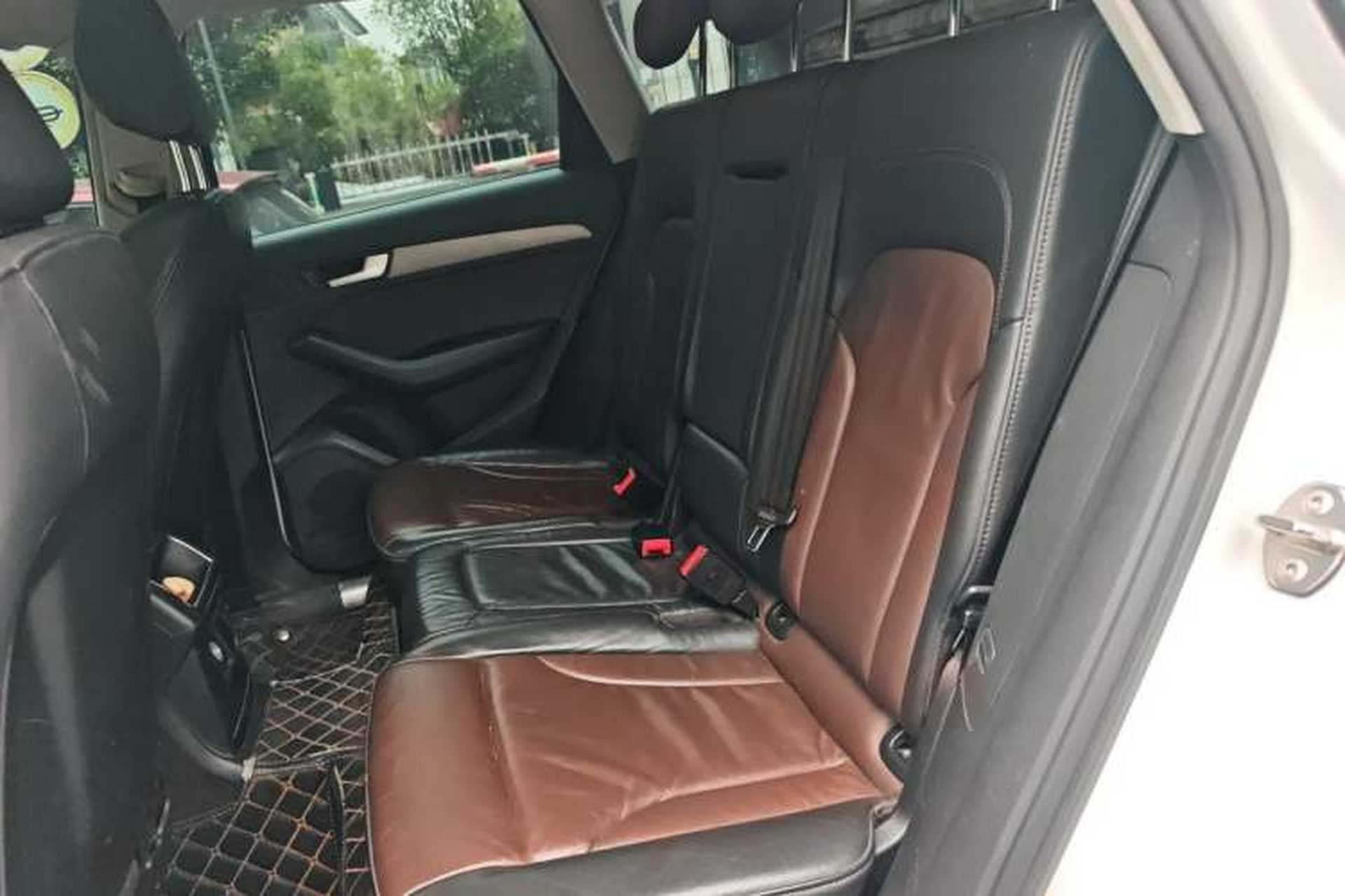 Used Audi Q5 2017 40 TFSI Ambition Edition Left Rear Seat