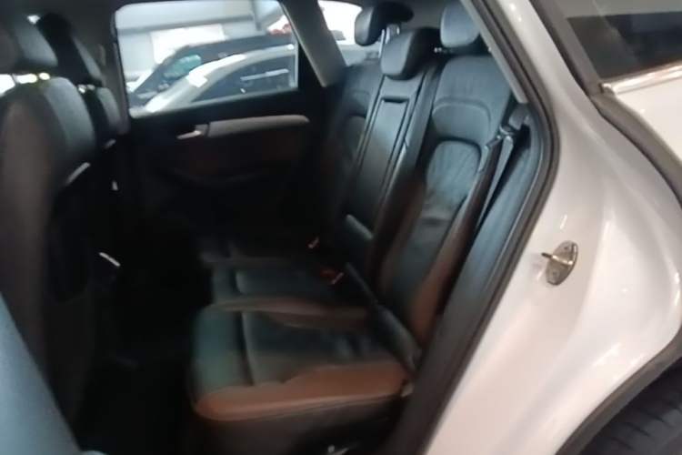 Used Audi Q5 2017 Plus 40 TFSI Technology Model Left Rear Seat