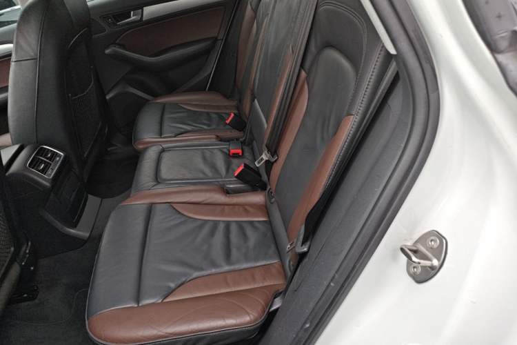 Used Audi Q5 2017 Plus 40 TFSI Technology Model Left Rear Seat