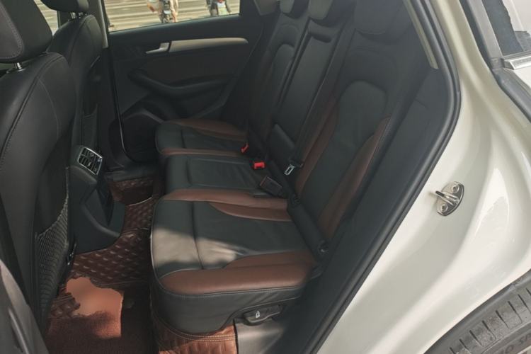 Used Audi Q5 2017 Plus 40 TFSI Technology Model Left Rear Seat