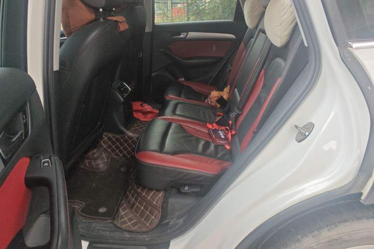 Used Audi Q5 2017 Plus 40 TFSI Technology Model Left Rear Seat
