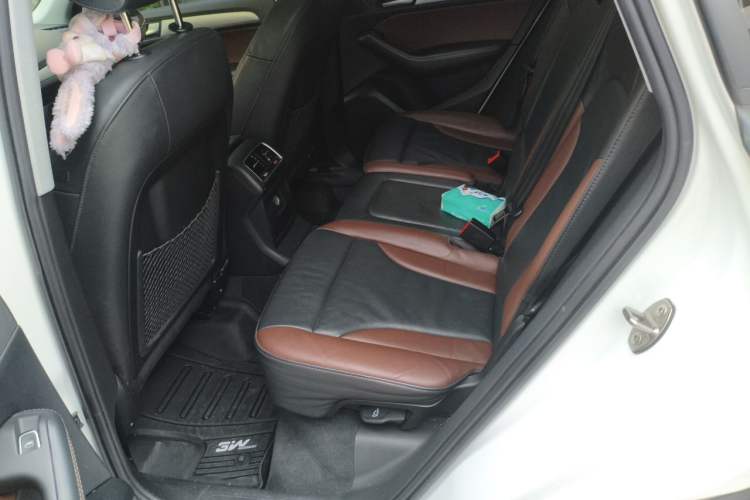 Used Audi Q5 2017 Plus 40 TFSI Technology Model Left Rear Seat