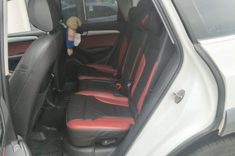 Used Audi Q5 2017 Plus 40 TFSI Technology Model Left Rear Seat