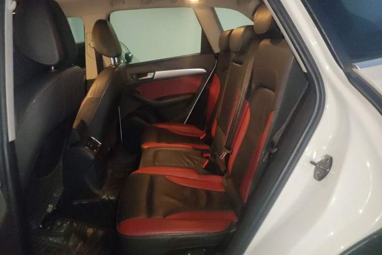 Used Audi Q5 2017 Plus 40 TFSI Technology Model Left Rear Seat