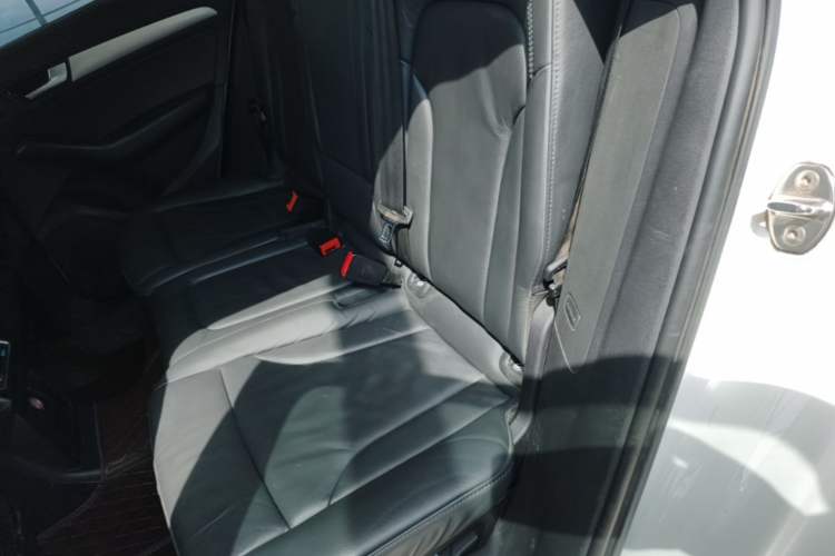 Used Audi Q5 2017 40 TFSI Technology Edition Left Rear Seat